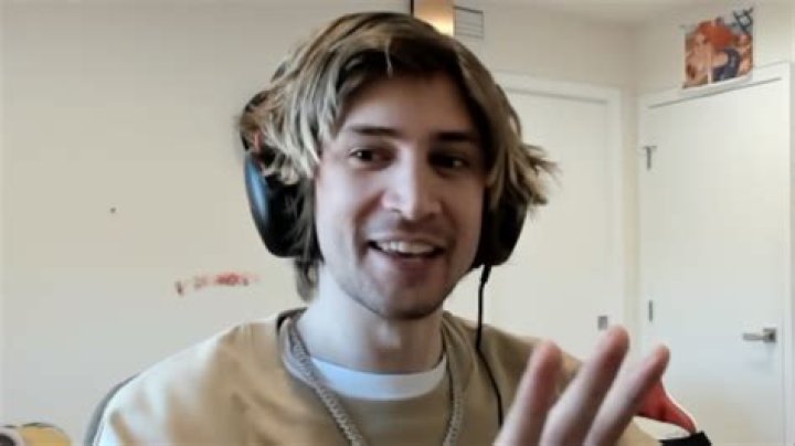 Exploring the Impact of xQc on Twitter